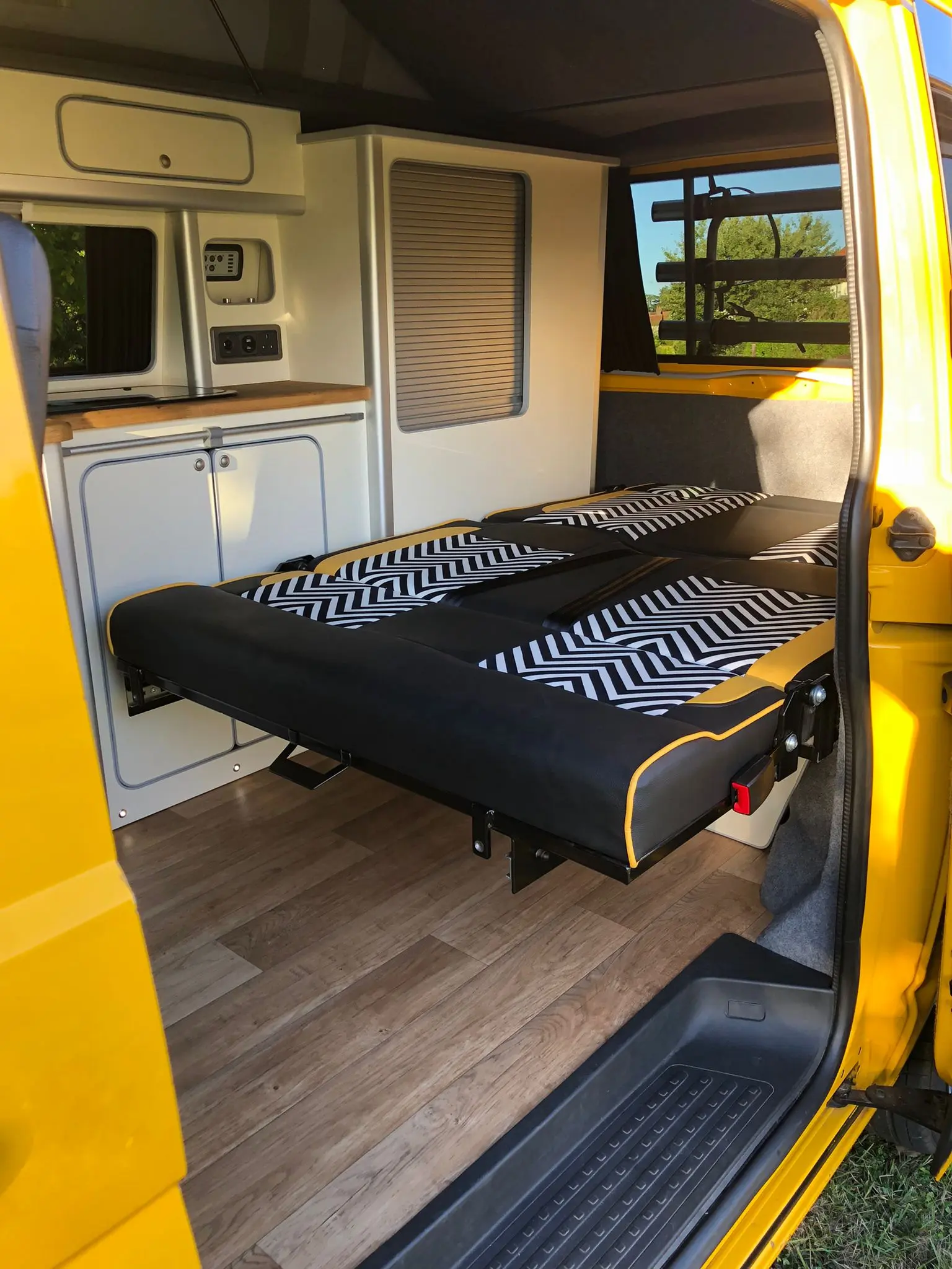 9c798021-4b46-4187-9672-c75571545651